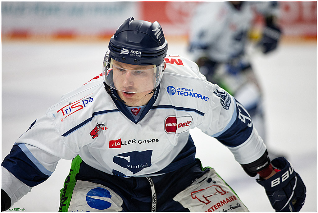 PENNY DEL;  Koelner Haie - Straubing Tigers; Koeln, 11.03.2022